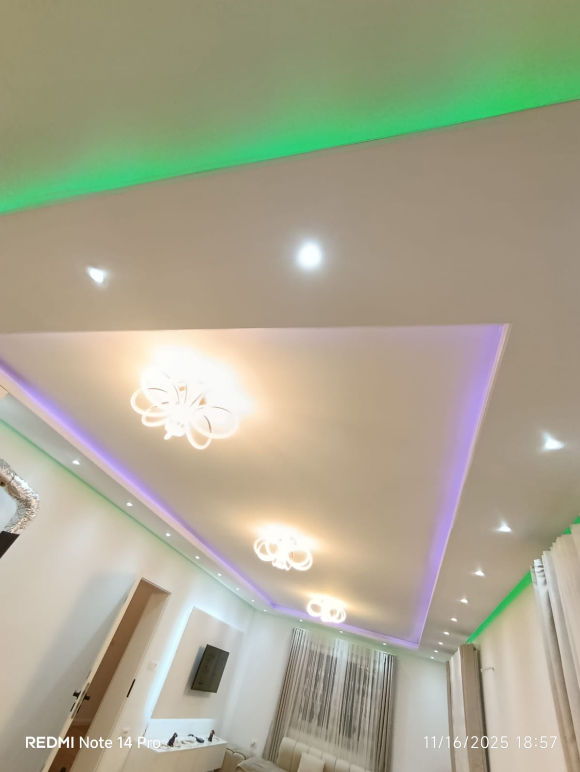 Ndriçim RGB — Tavan Modern